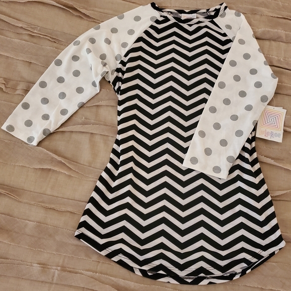 LuLaRoe Tops - 🌟NWT🌟 Fun LuLaRoe Randy Top